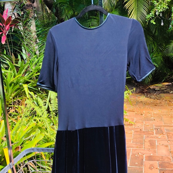 Vintage Two-Tone Long Maxi Velvet Navy Dress - Picture 2 of 4